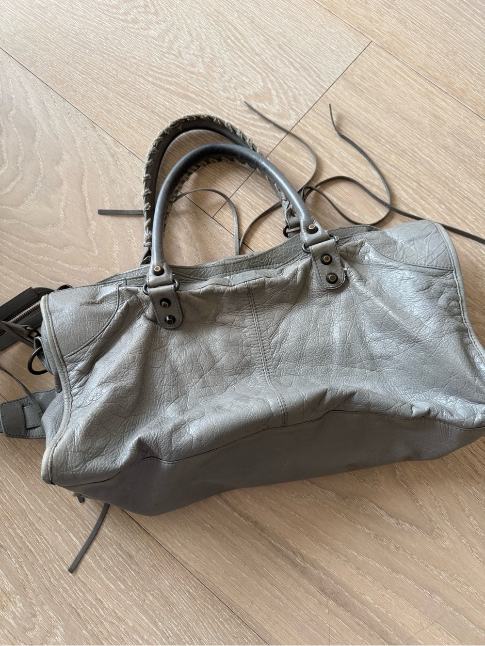 Balenciaga authentic “classic city bag” Gray Leather Motorcycle - Picture 3 of 9